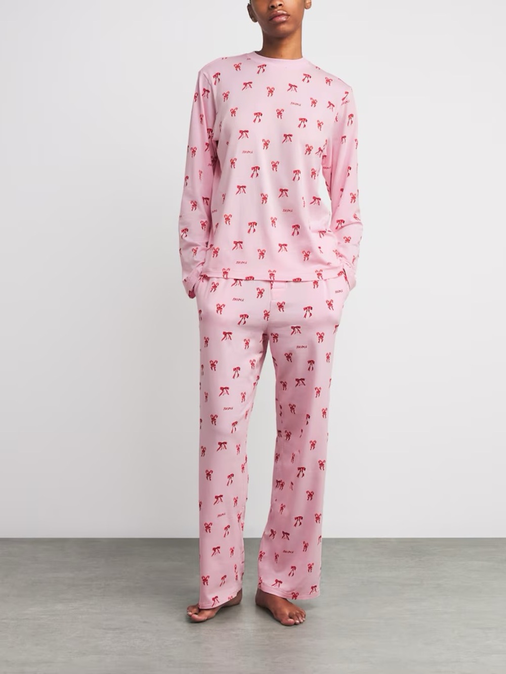 SKIMS boyfriend pj pants bow print Sz L - Picture 2 of 6